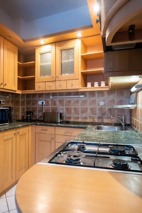 Sziklai Apartman Veszprém Exteriör bild